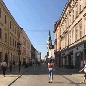 Meet your Posher, Katelyn